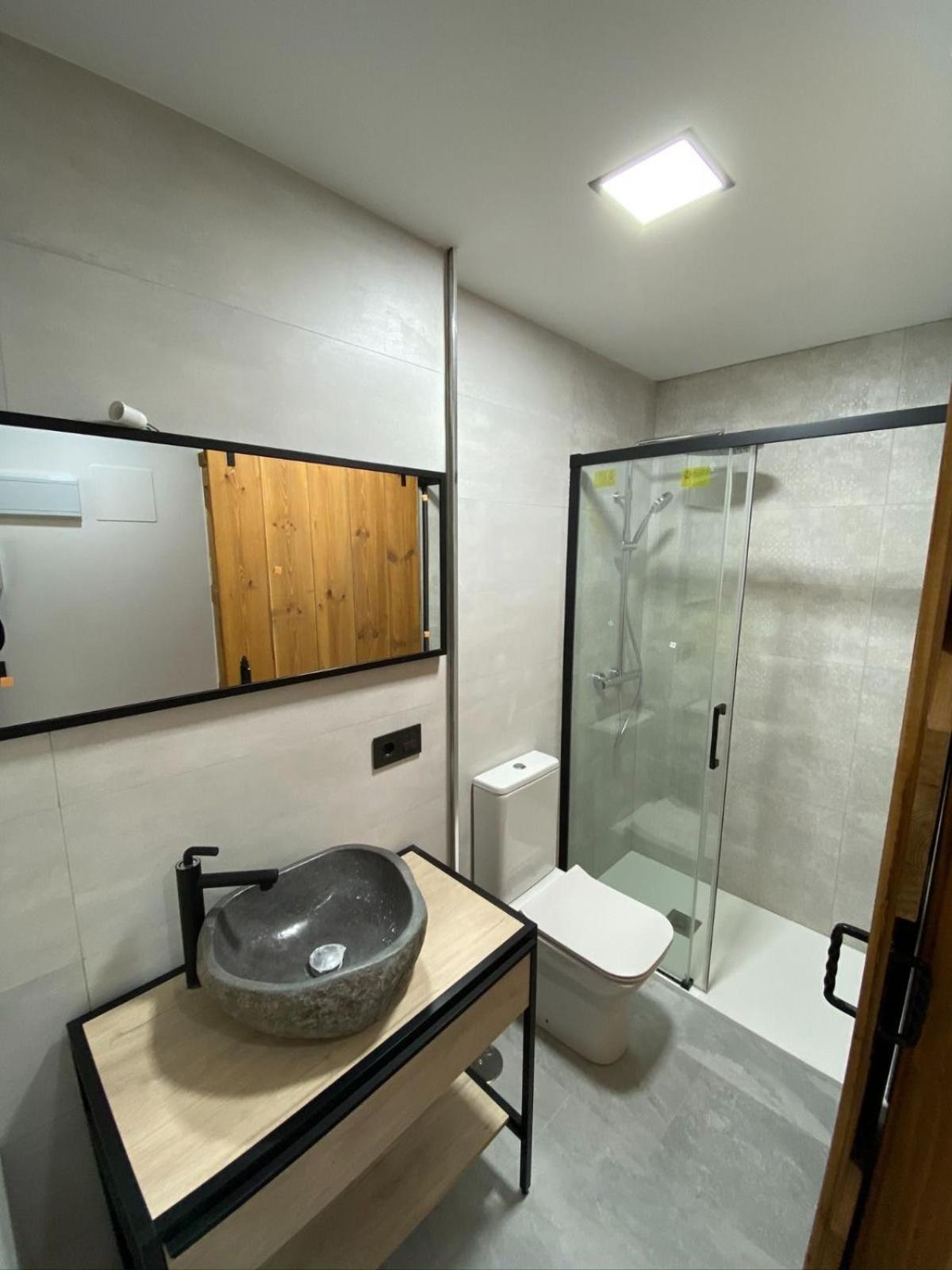 Centrico, Luminoso Y Equipado Appartement
