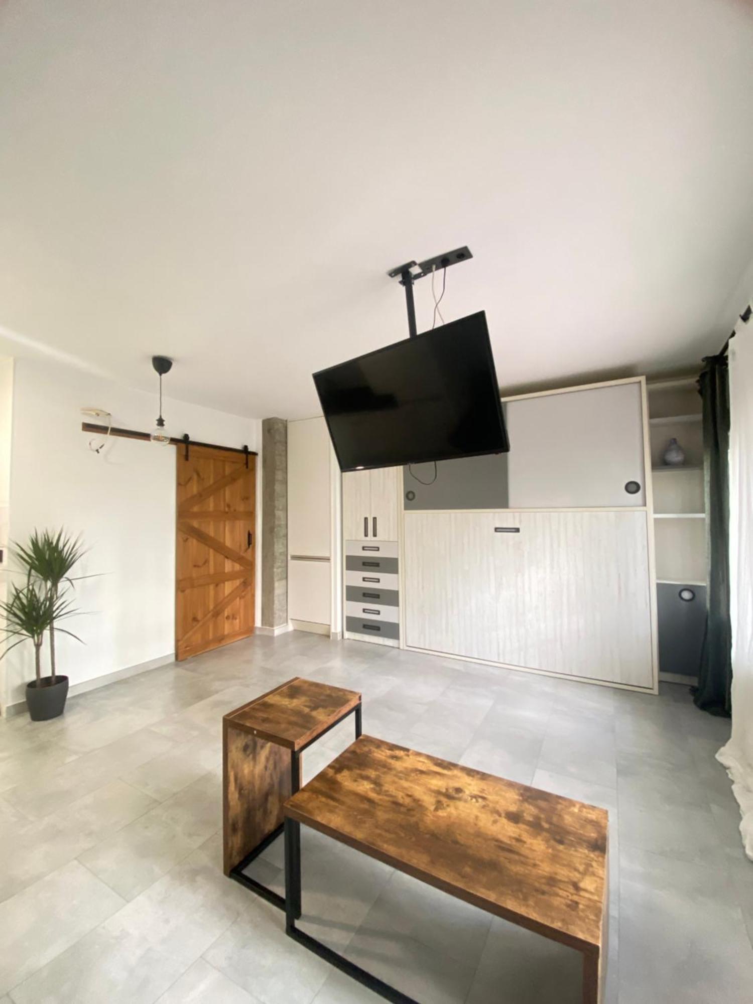 Centrico, Luminoso Y Equipado Appartement Madrid